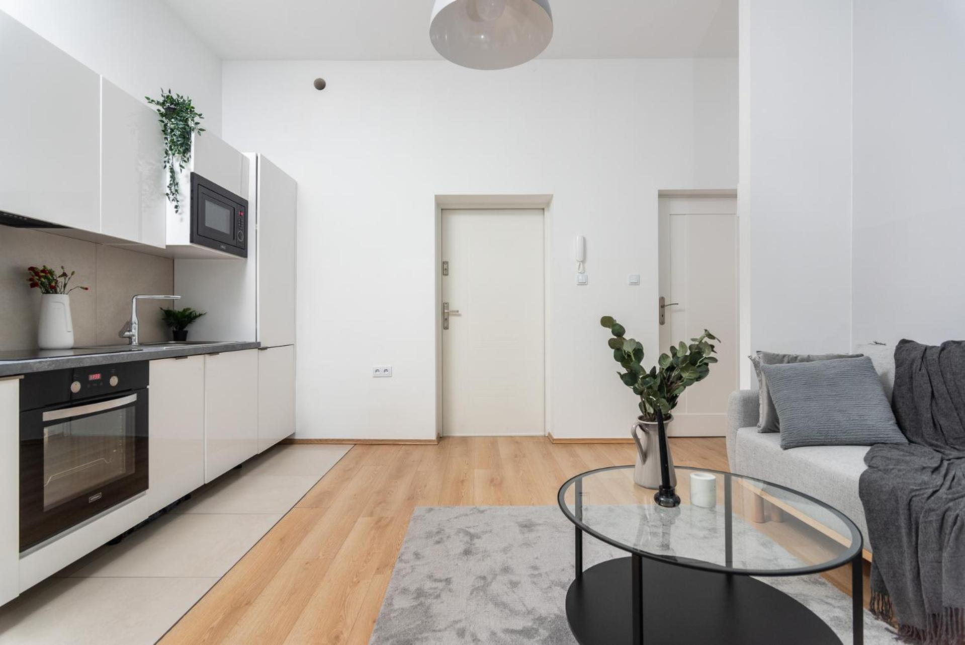 Modern Centrally Located Apartments - By Upstairs Krasków Exterior foto